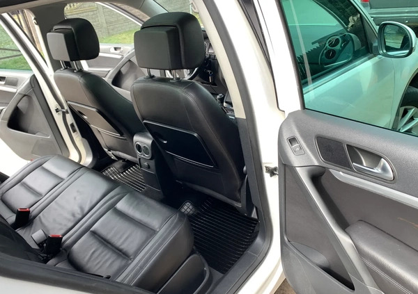 Volkswagen Tiguan cena 49900 przebieg: 198797, rok produkcji 2012 z Wojcieszów małe 326